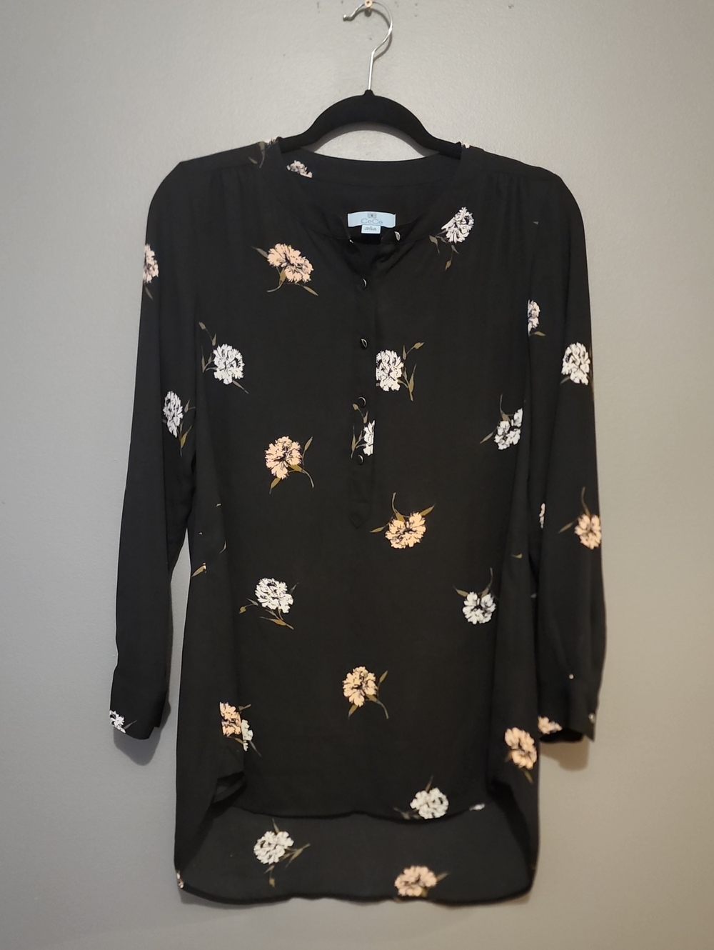 CeCe Black Floral Blouse with Cream and Pale Pink Flowers